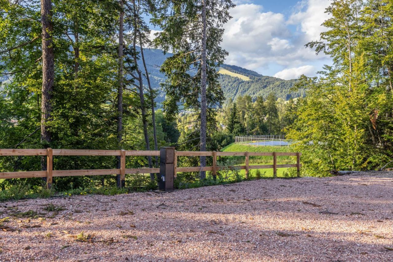 Camping Essenza Alpina Folgaria Exterior foto
